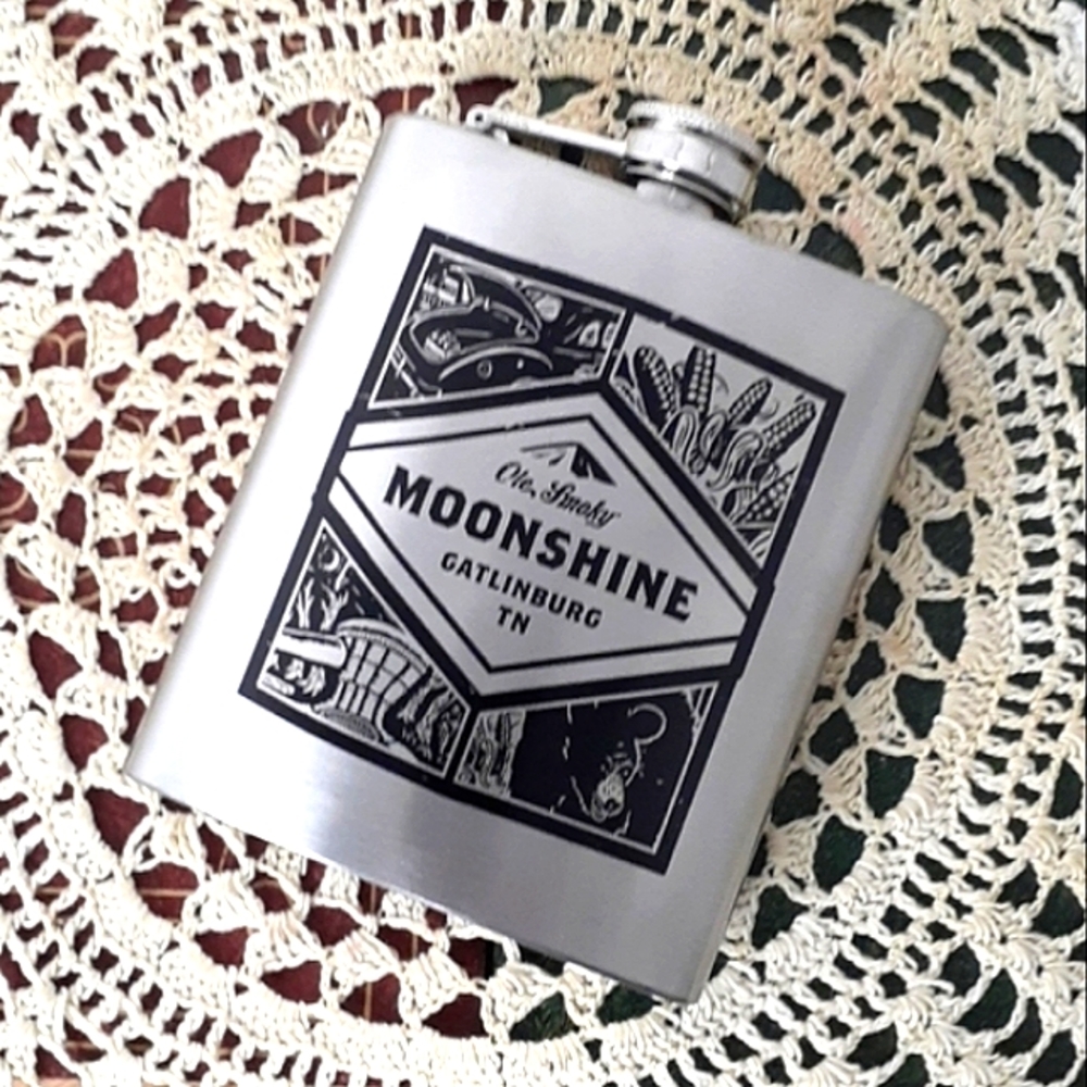 👉*NWOT* OLE SMOKY MOONSHINE POCKET FLASK ~STAINLESS STEEL 5"H 7oz